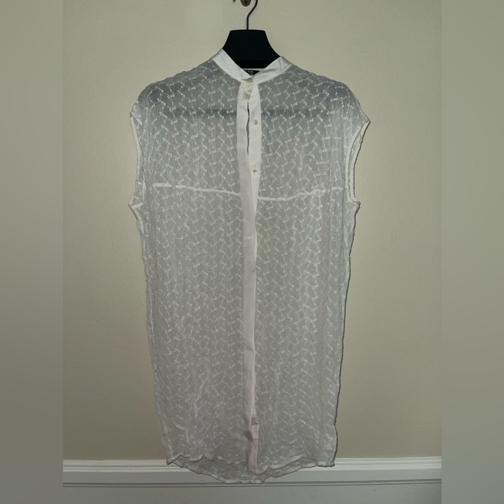 All Saints Woman’s Sz:2 White Sheer Floral printed Button up Tunic.